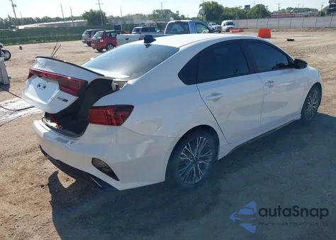 2022 Kia Forte Gt-Line z USA, uszkodzony, nr VIN 3KPF54AD4NE491742